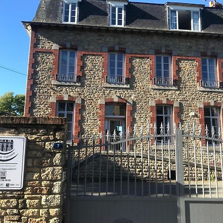 Auberge Ti'gousket Guingamp Eksteriør billede